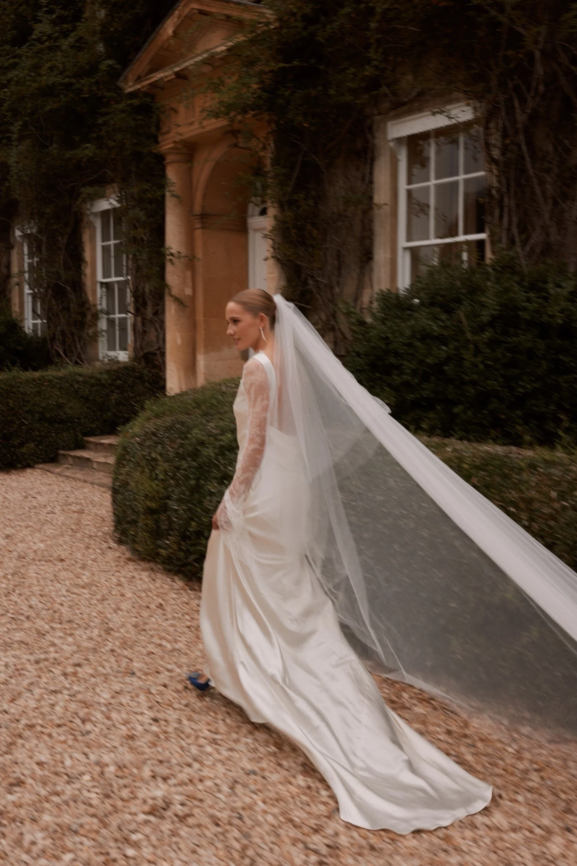 Madeleine Daisy | Bespoke Custom Wedding Veils and Accessories